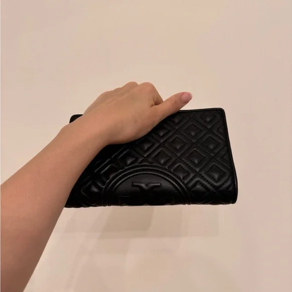 Tory Burch Fleming Wallet Black Quilted Chain Crossbody Bag - Picture 13 of 16